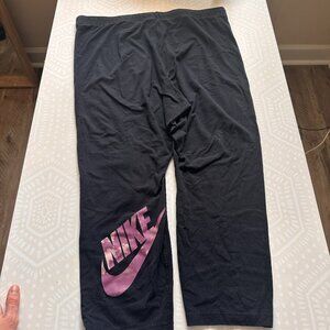 Nike Purple Logo Capri Leggings Plus Size 1x